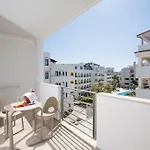 Hotel 2